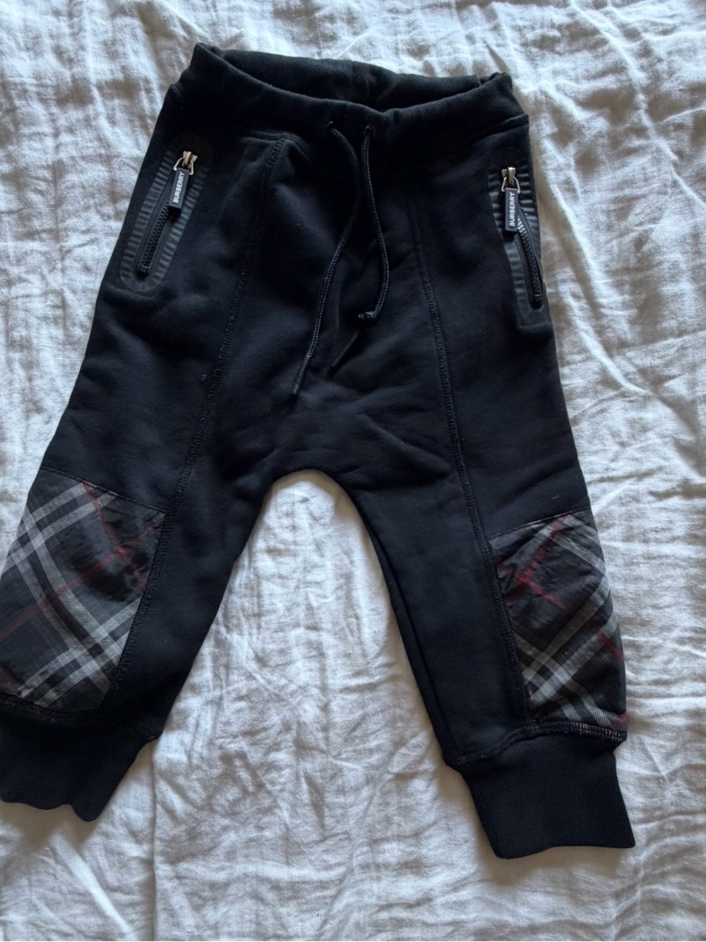 Burberry Kids Hamilton Joggers / size 3